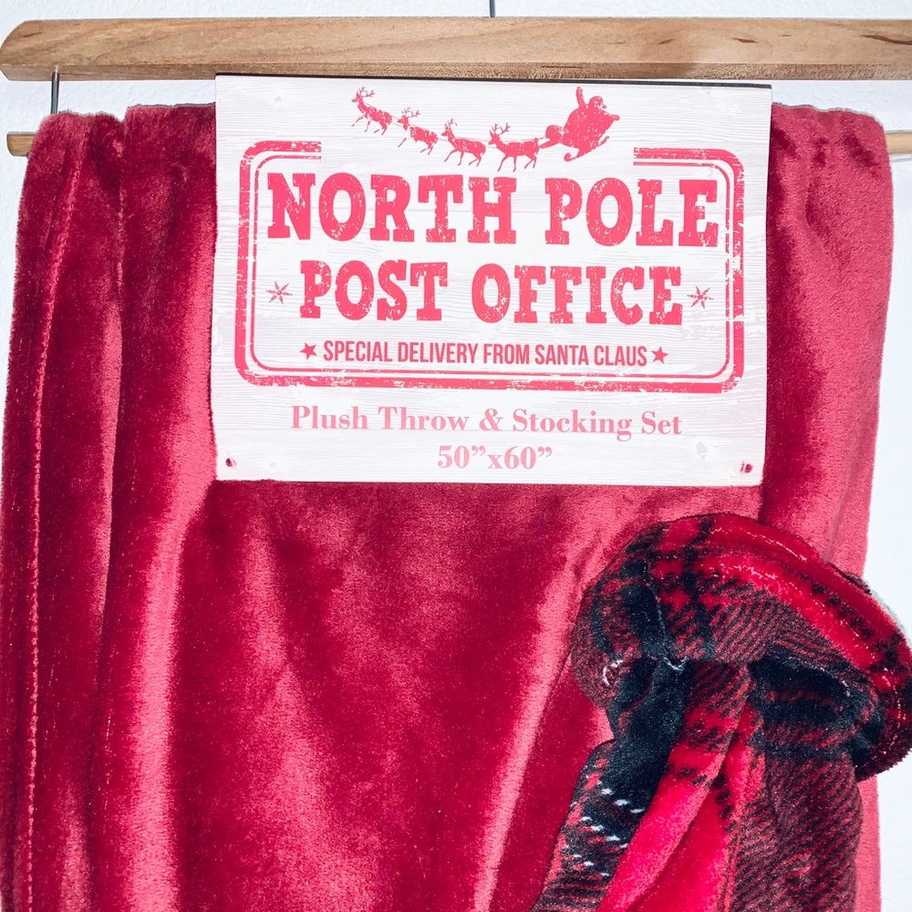 Burgundy Plush Throw & Stocking Set